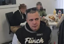 Mnogi u BiH su slušali njegove pjesme, bio je regionalna zvijezda – “Rođendan slavim u ludnici” Mnogi u BiH su slušali njegove pjesme, bio je regionalna zvijezda – “Rođendan slavim u ludnici”