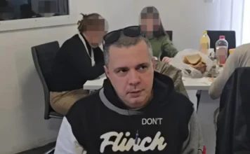 Mnogi u BiH su slušali njegove pjesme, bio je regionalna zvijezda – “Rođendan slavim u ludnici” Mnogi u BiH su slušali njegove pjesme, bio je regionalna zvijezda – “Rođendan slavim u ludnici”