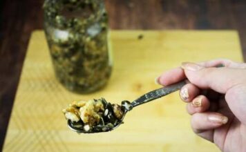 Moćan prirodni lek za potenciju i prostatu: Samo 1 kašika ujutro! Moćan prirodni lek za potenciju i prostatu: Samo 1 kašika ujutro!