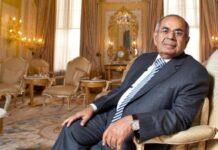 Nalazio se na čelu najbogatije britanske porodice, umro u 85. godini: Njegov život ostavlja bez daha Nalazio se na čelu najbogatije britanske porodice, umro u 85. godini: Njegov život ostavlja bez daha