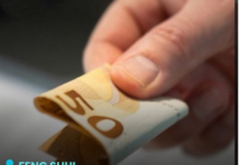 Nema baš para u kućI? Samo stavite novčanicu na ovo mjesto I gledajte kada novac krene da se gomila… Nema baš para u kućI? Samo stavite novčanicu na ovo mjesto I gledajte kada novac krene da se gomila…