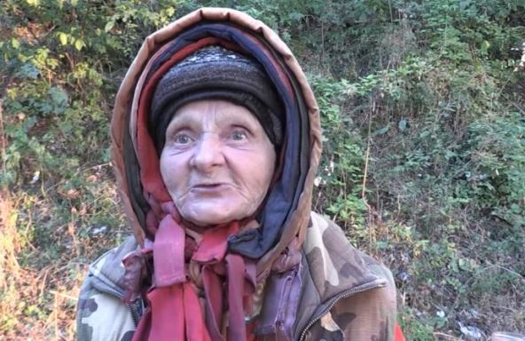 Nosila 20 kapa na glavi jer je ostala bez kose: Milka je imala 13 kad su se o nju ogrešili, Ilija je jedini imao posebno mesto u njenom srcu Nosila 20 kapa na glavi jer je ostala bez kose: Milka je imala 13 kad su se o nju ogrešili, Ilija je jedini imao posebno mesto u njenom srcu