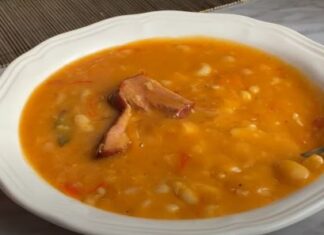 Originalni recept za vojnički pasulj iz JNA: Tajna je u jednom sastojku koji menja sve Originalni recept za vojnički pasulj iz JNA: Tajna je u jednom sastojku koji menja sve