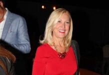 Ovako su izgledali poslednji dani Merime Njegomir: Imala je samo 1 simptom raka pankreasa – “Bila je u stravičnim bolovima” Ovako su izgledali poslednji dani Merime Njegomir: Imala je samo 1 simptom raka pankreasa - "Bila je u stravičnim bolovima"