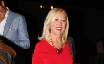 Ovako su izgledali poslednji dani Merime Njegomir: Imala je samo 1 simptom raka pankreasa – “Bila je u stravičnim bolovima” Ovako su izgledali poslednji dani Merime Njegomir: Imala je samo 1 simptom raka pankreasa - "Bila je u stravičnim bolovima"