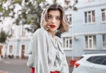 Ovo je jedina frizura za žene 45+ koja momentalno podmlađuje: Odgovara svim tipovima kose Ovo je jedina frizura za žene 45+ koja momentalno podmlađuje: Odgovara svim tipovima kose