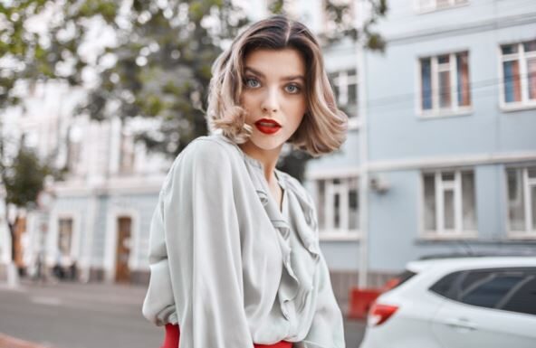 Ovo je jedina frizura za žene 45+ koja momentalno podmlađuje: Odgovara svim tipovima kose Ovo je jedina frizura za žene 45+ koja momentalno podmlađuje: Odgovara svim tipovima kose