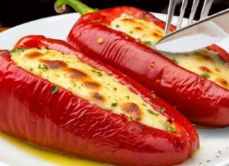 Ovo je toliko dobro da ima ukus kao restoranska hrana! Gotovo za samo 15 minuta. Moj muž obožava ove punjene paprike Ovo je toliko dobro da ima ukus kao restoranska hrana! Gotovo za samo 15 minuta. Moj muž obožava ove punjene paprike