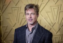 Penzionerka uplatila “Bredu Pitu” 90 000 evra i odletela u Ameriku kako bi konačno bila sa njim: 3 nedelje ga čekala u hotelu, a onda shvatila šta je napravila Penzionerka uplatila "Bredu Pitu" 90 000 evra i odletela u Ameriku kako bi konačno bila sa njim: 3 nedelje ga čekala u hotelu, a onda shvatila šta je napravila