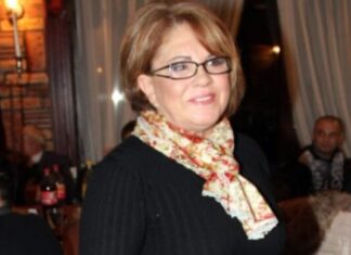 POGLEDAJTE UNUKU ŠEMSE SULJAKOVIĆ! Fanovi poručuju: “Ista nana!” POGLEDAJTE UNUKU ŠEMSE SULJAKOVIĆ! Fanovi poručuju: “Ista nana!”