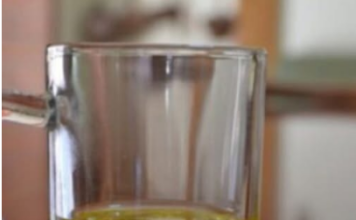 POMIJEŠAJTE MASLINOVO ULJE I SO: Bolove nećete osjetiti narednih nekoliko godina POMIJEŠAJTE MASLINOVO ULJE I SO: Bolove nećete osjetiti narednih nekoliko godina