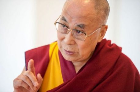 POSLUŠAJTE SAVET DALAJ LAME: Uz ovu rečenicu sve će vam ići od ruke POSLUŠAJTE SAVET DALAJ LAME: Uz ovu rečenicu sve će vam ići od ruke