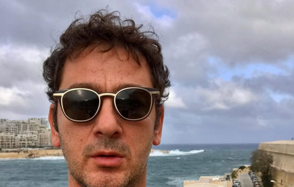 Poznati srbijanski DJ preminuo u stravičnoj nesreći Poznati srbijanski DJ preminuo u stravičnoj nesreći