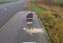 Putnike je na autobusnoj stanici dočekao neočekivan prizor, pogledajte u kakvu su stanju našli klupu Putnike je na autobusnoj stanici dočekao neočekivan prizor, pogledajte u kakvu su stanju našli klupu