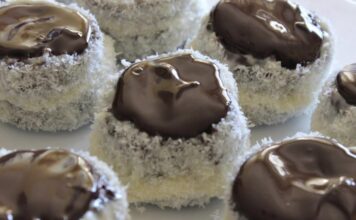 Ruske šubare ili ruske kape: Kolač koji se naprosto obožava, a baš se lako pravi Ruske šubare ili ruske kape: Kolač koji se naprosto obožava, a baš se lako pravi