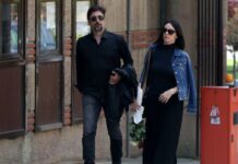 Sloboda Mićalović godinama nije mogla da ima decu, a onda je dobila bliznakinje zahvaljujući čuvenoj lozi s Hilandara Sloboda Mićalović godinama nije mogla da ima decu, a onda je dobila bliznakinje zahvaljujući čuvenoj lozi s Hilandara