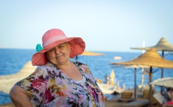 Smučilo mi se da budem dežurna čistačica svoje porodice: U 68-oj sam napustila i decu i muža, sad živim kao carica Smučilo mi se da budem dežurna čistačica svoje porodice: U 68-oj sam napustila i decu i muža, sad živim kao carica