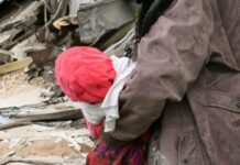 Srpski vojnik pronašao je bebu na zgarištu i spasio je sigurne smrti: 18 godina mislila je da se zove Mila, a onda je sasznala šok istinu Srpski vojnik pronašao je bebu na zgarištu i spasio je sigurne smrti: 18 godina mislila je da se zove Mila, a onda je sasznala šok istinu