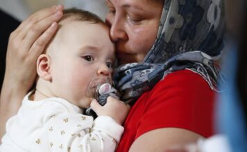 Šta na Aranđelovdan svaka žena koja ima decu treba da uradi u ponoć da bi im deca bila srećna Šta na Aranđelovdan svaka žena koja ima decu treba da uradi u ponoć da bi im deca bila srećna