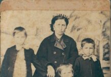 Stevan Sremac o braku i ženama pričao kao o najgoroj kletvi, a sve zbog nesrećne ljubavi prema 16-godišnjoj Jeleni: Na put im stao otac Pantelija iz šok razloga Stevan Sremac o braku i ženama pričao kao o najgoroj kletvi, a sve zbog nesrećne ljubavi prema 16-godišnjoj Jeleni: Na put im stao otac Pantelija iz šok razloga