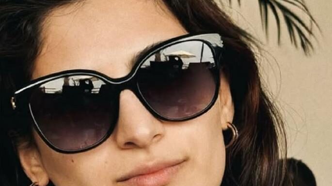 Udala se za šeika iz Dubaija i pristala da mu bude 3. žena: Rodila je tri ćerke, a kad je zatražila razvod usledio je pakao Udala se za šeika iz Dubaija i pristala da mu bude 3. žena: Rodila je tri ćerke, a kad je zatražila razvod usledio je pakao