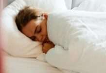 Večeras OBAVEZNO stavite OVO ispod jastuka: Dok vi spavate NOVAC će početi da se GOMILA Večeras OBAVEZNO stavite OVO ispod jastuka: Dok vi spavate NOVAC će početi da se GOMILA