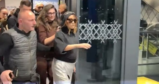 ‘Vratila sam se sa nula dinara, vidjet ćemo gdje su pare!’: Ana Nikolić otkrila istinu o skandalu s Raletom ‘Vratila sam se sa nula dinara, vidjet ćemo gdje su pare!’: Ana Nikolić otkrila istinu o skandalu s Raletom