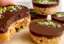 ZDRAVE KORPICE BEZ PEČENJA – gotove za 5 minuta! Brzi, zdravi i bez šećera desert, savršen kao užina ili mali slatki zalogaj ZDRAVE KORPICE BEZ PEČENJA – gotove za 5 minuta! Brzi, zdravi i bez šećera desert, savršen kao užina ili mali slatki zalogaj