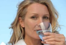 ŽENE U 50. GODINAMA MORAJU DA UZIMAJU 1 MINERAL: Usporava starenje, sprječava bolest ŽENE U 50. GODINAMA MORAJU DA UZIMAJU 1 MINERAL: Usporava starenje, sprječava bolest