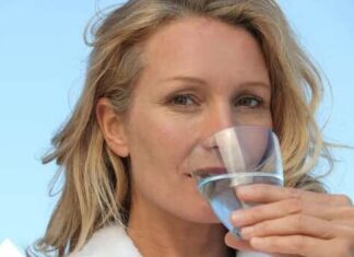 ŽENE U 50. GODINAMA MORAJU DA UZIMAJU 1 MINERAL: Usporava starenje, sprječava bolest ŽENE U 50. GODINAMA MORAJU DA UZIMAJU 1 MINERAL: Usporava starenje, sprječava bolest