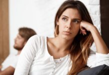 ZLO JE U TVOJOJ BLIZINI: 8 znakova da vas neka osoba ne može ‘očima smisliti’ ZLO JE U TVOJOJ BLIZINI: 8 znakova da vas neka osoba ne može ‘očima smisliti’