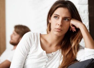 ZLO JE U TVOJOJ BLIZINI: 8 znakova da vas neka osoba ne može ‘očima smisliti’ ZLO JE U TVOJOJ BLIZINI: 8 znakova da vas neka osoba ne može ‘očima smisliti’