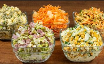 5 BRZIH I UKUSNIH SALATA ZA 5 MINUTA mogu zamijeniti cijeli obrok — odlične za Novu godinu i sve praznike! 5 BRZIH I UKUSNIH SALATA ZA 5 MINUTA mogu zamijeniti cijeli obrok — odlične za Novu godinu i sve praznike!