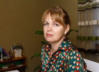 Ako primetite da vaš muž uporno radi ove 3 stvari, bežite od njega: Možete razviti ozbiljne psihičke probleme, tvrde psiholozi Ako primetite da vaš muž uporno radi ove 3 stvari, bežite od njega: Možete razviti ozbiljne psihičke probleme, tvrde psiholozi