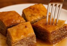 Baklava koja se topi u ustima: Najbolji recept za nezaboravan desert! Baklava koja se topi u ustima: Najbolji recept za nezaboravan desert!