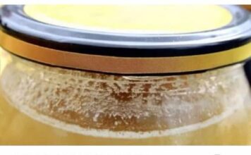 BIJELA PJENA na medu. Malo ljudi zna šta to zaista znači! BIJELA PJENA na medu. Malo ljudi zna šta to zaista znači!