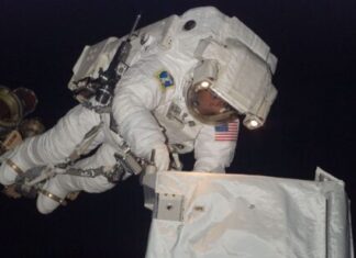 Bio sam 178 dana u svemiru i ono što sam tamo video uverilo me je da živimo laž: Konačno sam shvatio gde čovečanstvo greši Bio sam 178 dana u svemiru i ono što sam tamo video uverilo me je da živimo laž: Konačno sam shvatio gde čovečanstvo greši