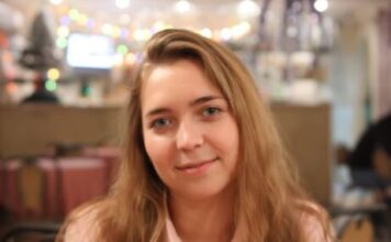 Bosanka zatekla muža sa drugom, pa otišla pravo u opštinu da se razvede: Molio ju je na kolenima pred svima, a ono što mu je rekla treba da pročita svaka žena Bosanka zatekla muža sa drugom, pa otišla pravo u opštinu da se razvede: Molio ju je na kolenima pred svima, a ono što mu je rekla treba da pročita svaka žena