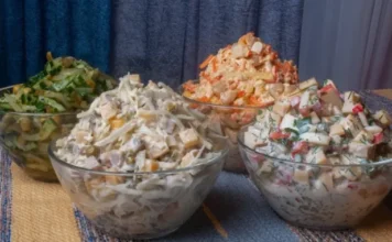 Četiri predivne salate za novogodišnju trpezu – Gotove za 30 minuta, ukus koji oduševljava Četiri predivne salate za novogodišnju trpezu – Gotove za 30 minuta, ukus koji oduševljava