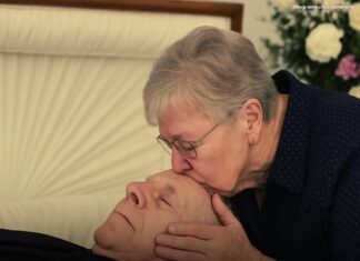 Da li je bezbedno dodirnuti ili poljubiti voljenu osobu nakon smrti? Najčešći mitovi i medicinske činjenice Da li je bezbedno dodirnuti ili poljubiti voljenu osobu nakon smrti? Najčešći mitovi i medicinske činjenice