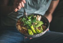 Detaljan jelovnik obroka za 3 dana koji pospešuje pražnjenje creva i smanjuje nadutost: Uz njega više nećete imati osećaj ako da ste progutali balon Detaljan jelovnik obroka za 3 dana koji pospešuje pražnjenje creva i smanjuje nadutost: Uz njega više nećete imati osećaj ako da ste progutali balon