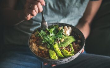 Detaljan jelovnik obroka za 3 dana koji pospešuje pražnjenje creva i smanjuje nadutost: Uz njega više nećete imati osećaj ako da ste progutali balon Detaljan jelovnik obroka za 3 dana koji pospešuje pražnjenje creva i smanjuje nadutost: Uz njega više nećete imati osećaj ako da ste progutali balon