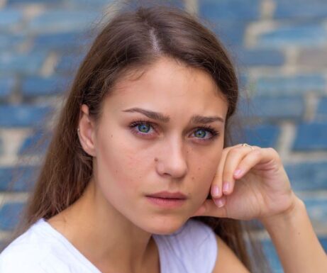 “Dvije šarmantne dame boravile su u našem hotelu mjesec dana…” “Dvije šarmantne dame boravile su u našem hotelu mjesec dana…”