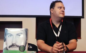 Eskobar je zapalio 2 miliona dolara da bi ugrejao bolesnu ćerku, a ona nakon njegove smrti jedva sastavlja kraj s krajem: Evo gde su njegova deca danas Eskobar je zapalio 2 miliona dolara da bi ugrejao bolesnu ćerku, a ona nakon njegove smrti jedva sastavlja kraj s krajem: Evo gde su njegova deca danas