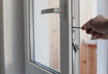 Evo kako da podesite PVC PROZORE na zimski režim: Jednostavan trik koji doprinosi nižim računima za GREJANJE! Evo kako da podesite PVC PROZORE na zimski režim: Jednostavan trik koji doprinosi nižim računima za GREJANJE!