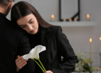 EVO KOLIKO DUGO TREBA DA SE NOSI CRNINA NAKON SMRTI BLISKE OSOBE: Stav crkve je vrlo jasan EVO KOLIKO DUGO TREBA DA SE NOSI CRNINA NAKON SMRTI BLISKE OSOBE: Stav crkve je vrlo jasan