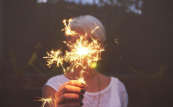 Evo šta svako obavezno treba da uradi 31. decembra pre nego što se kazaljke sklope: Verovanje kaže da ćete tako privući bogatstvo Evo šta svako obavezno treba da uradi 31. decembra pre nego što se kazaljke sklope: Verovanje kaže da ćete tako privući bogatstvo