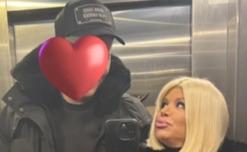 (FOTO) Viši od nje za glavu: Dara Bubamara objavila selfi sa sinom, pa sve nasmijala, komentari na objavu se nižu (FOTO) Viši od nje za glavu: Dara Bubamara objavila selfi sa sinom, pa sve nasmijala, komentari na objavu se nižu