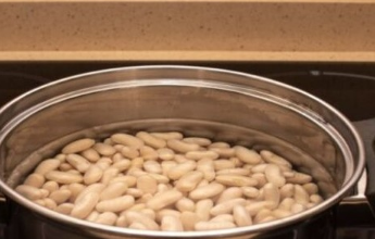 Greška koju većina ljudi pravi prije kuhanja graha Greška koju većina ljudi pravi prije kuhanja graha