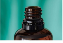 Hidrogen je jedna od najkorisnijih tečnosti u vašoj kući: Evo kako ga sve možete iskoristiti Hidrogen je jedna od najkorisnijih tečnosti u vašoj kući: Evo kako ga sve možete iskoristiti